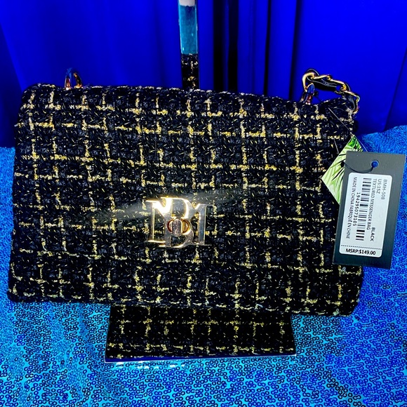 BADGLEY MISCHKA Black & White
Bouclé-Tweed Crossbody/Shoulder Bag, NWT - Picture 2 of 4